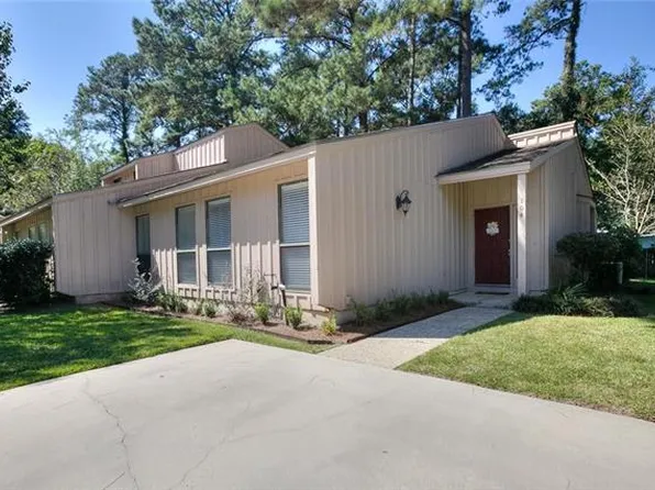 104 W Brighton Ct, Mandeville, LA 70471