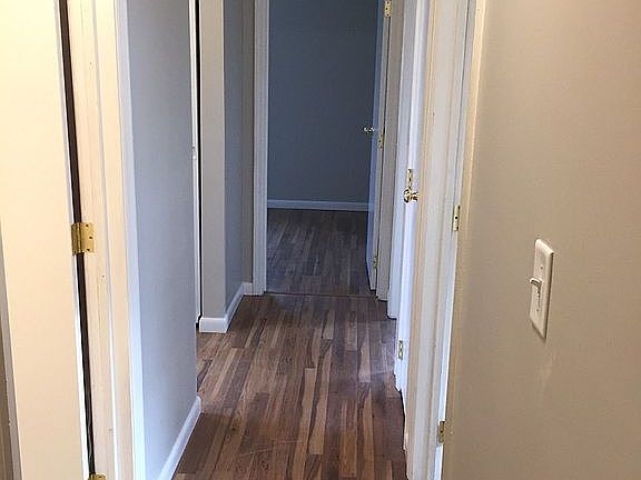 4th image of 3105 N Richmond Dr