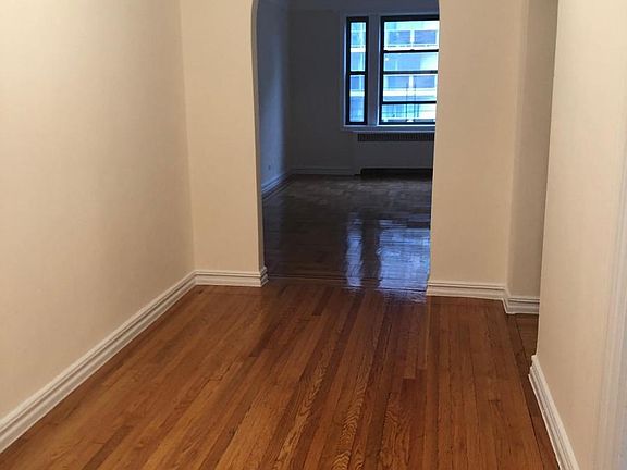 4th image of 17527 Wexford Ter APT 2H
