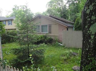 314 Brown Trl, Hopatcong, NJ 07843
