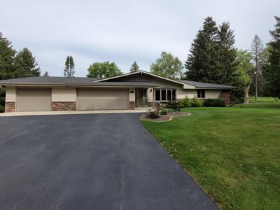 N91W25350 Tomahawk Dr, Lisbon, WI, 53089