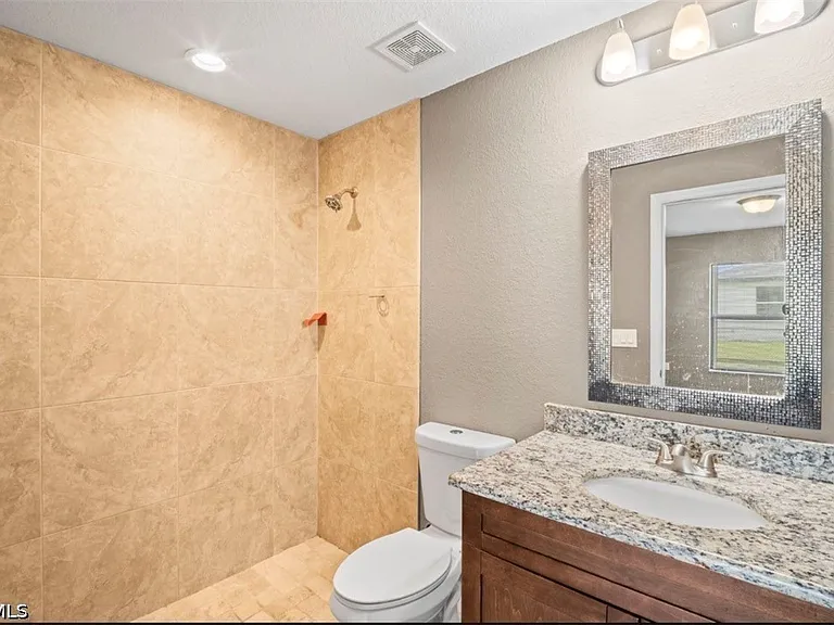 1530 Gretchen Ave S — Photo 18