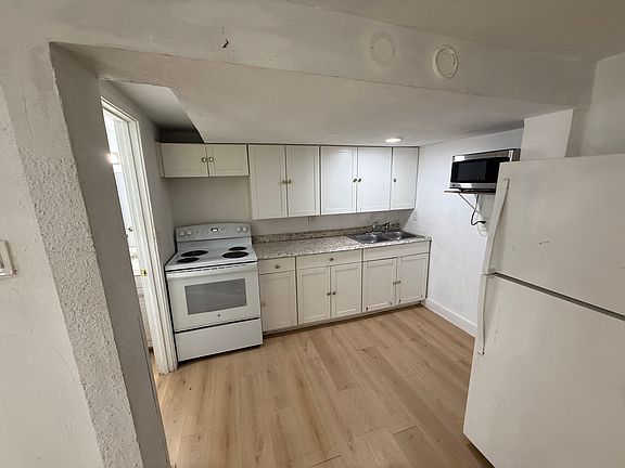 5th image of 1425 14th St W APT E
