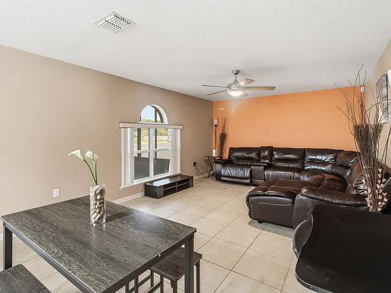 1609 Corner Meadow Cir — Photo 12