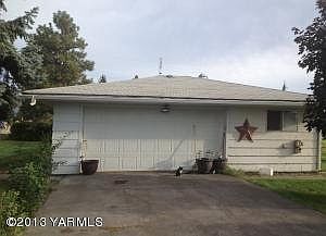 2nd image of 16701 Summitview Rd
