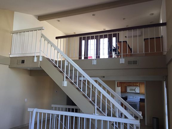 4th image of 205 Ocean Blvd #205