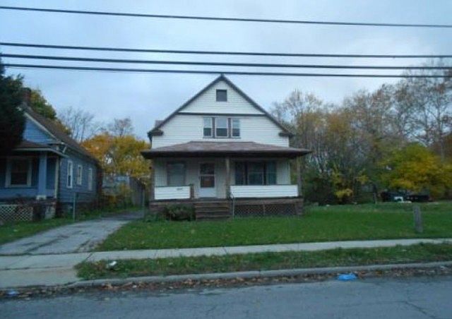 1st image of 3630 E 131st St