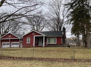 7055 Banks St, Waterford, MI 48327