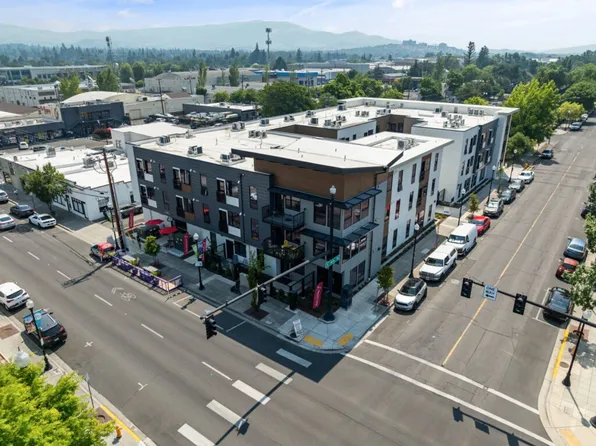121 S Holly, 121 S Holly St #324, Medford, OR 97501