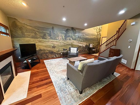 4th image of 15535 Lilac Dr