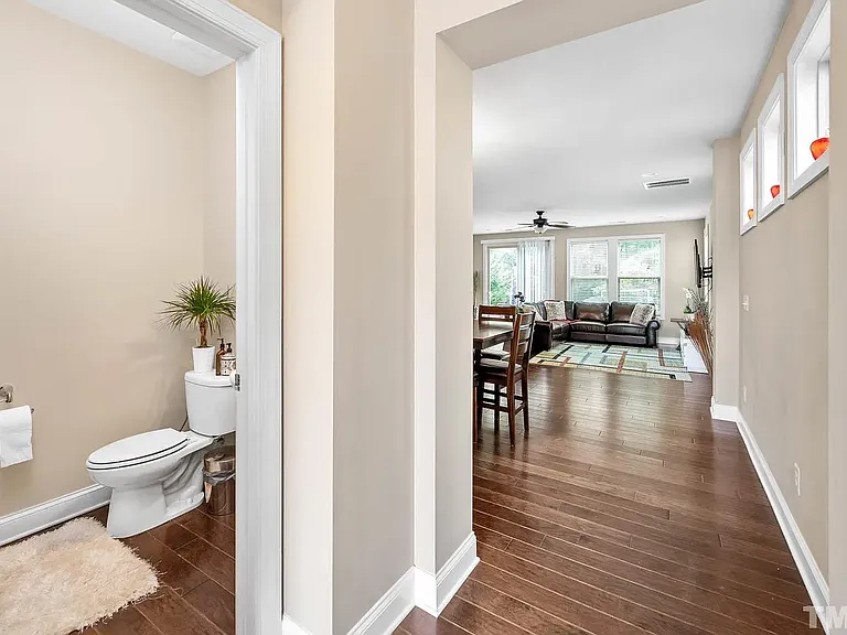 214 Alamosa Pl — Photo 13