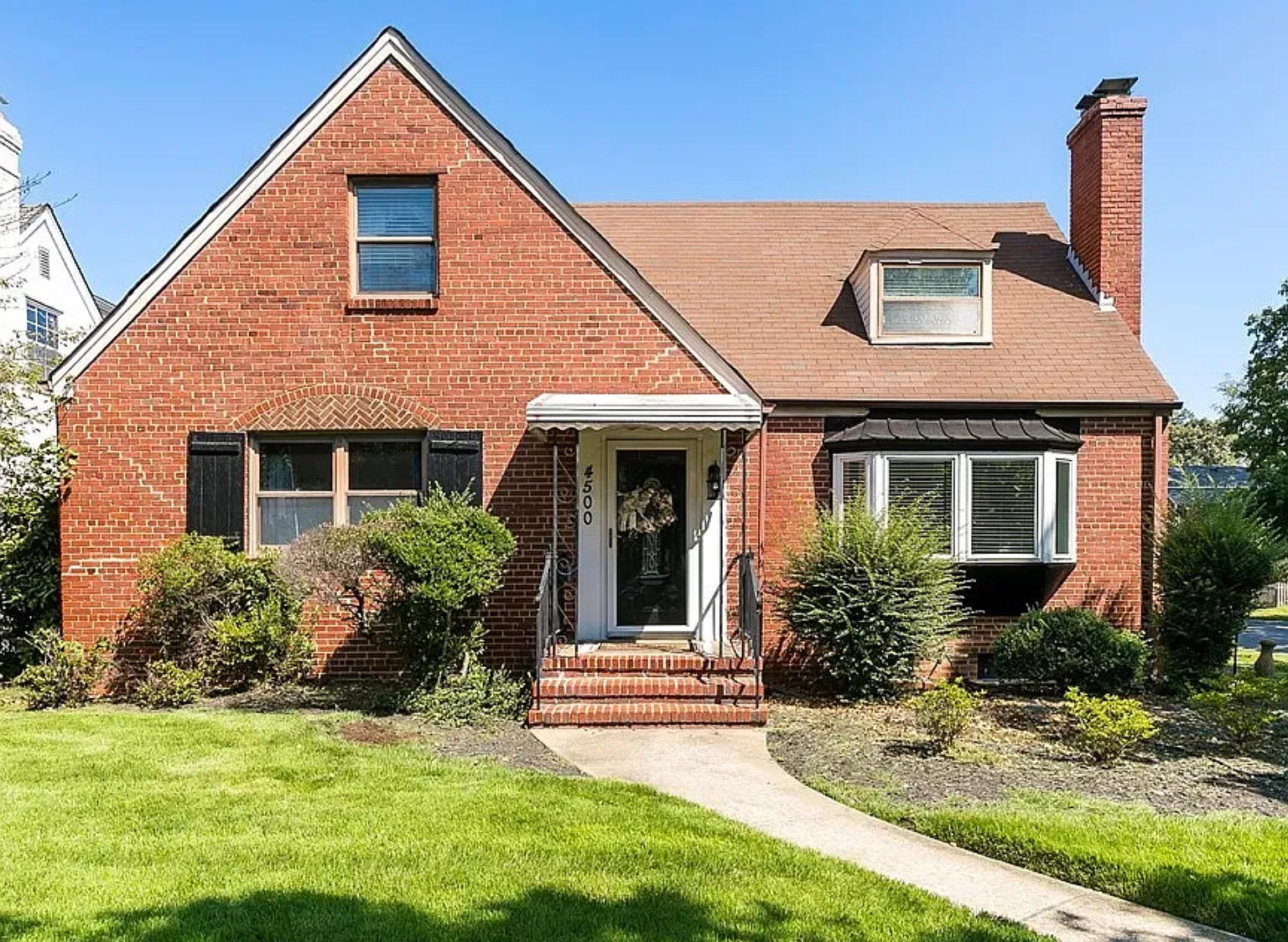 4 bed, 2239 sqft, $3,000 — Photo 1