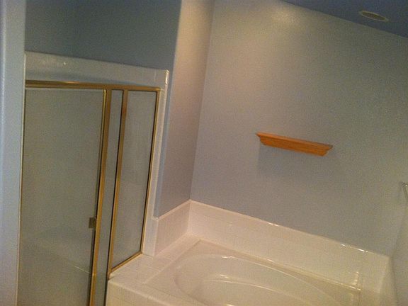 2nd image of 719 W Russell Ave