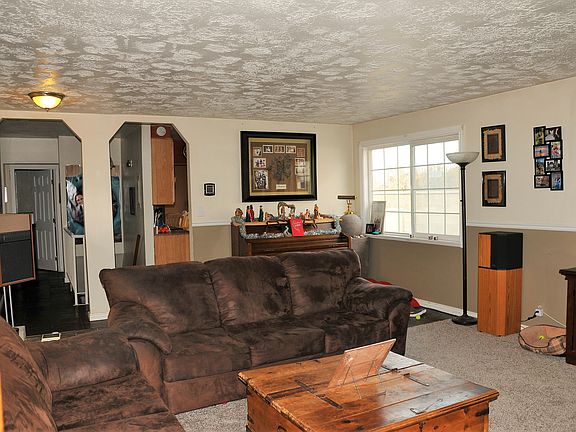 5th image of 4584 S Dartmouth Dr
