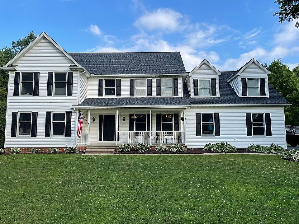 1st image of 18973 Primrose Ct