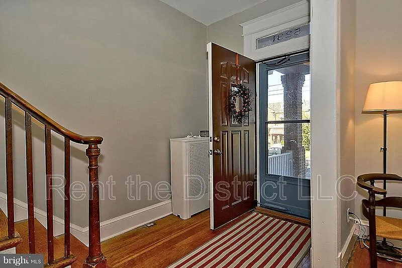 3 bed, 1.5 bath, 1530 sqft, $3,495 — Photo 3