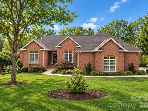 402 W Glenview Dr #234-235, Salisbury, NC 28147