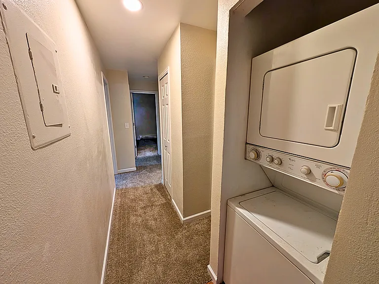 1940 W 32nd Ave #201 — Photo 10