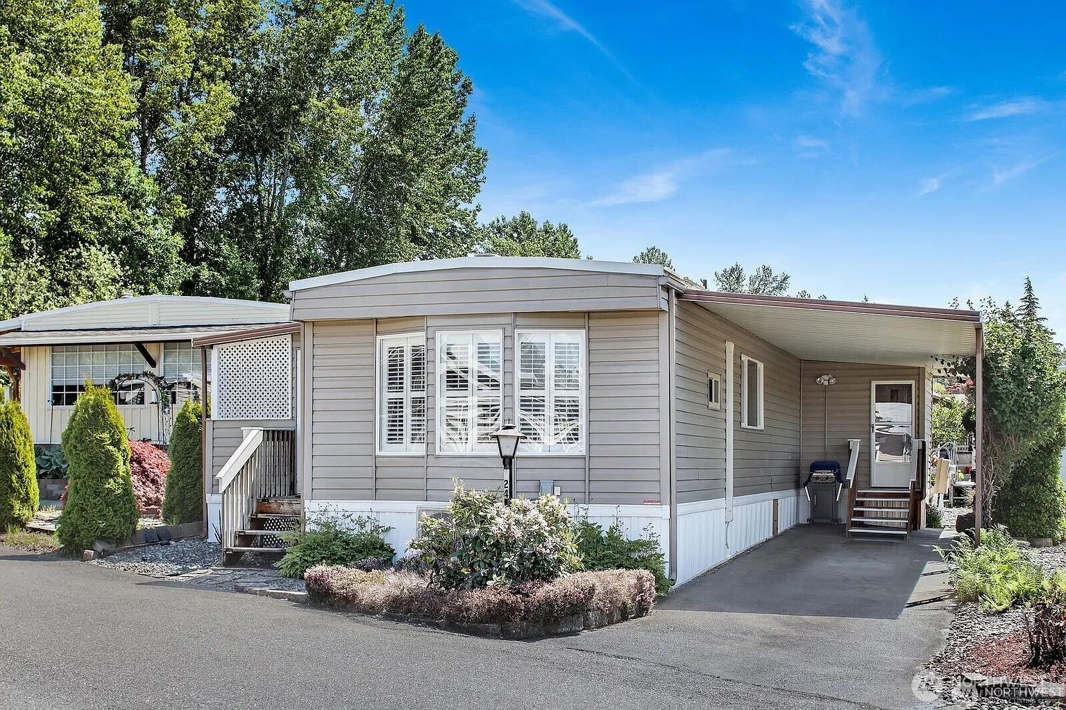 1200 Lincoln Street #124 photo 1
