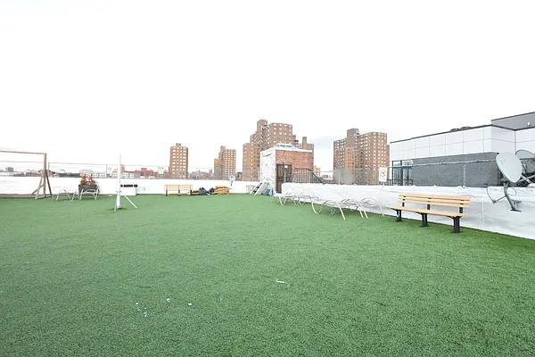 Rented by Clove Realty LLC | media 13