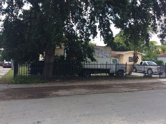 3rd image of 164 NW 118th St
