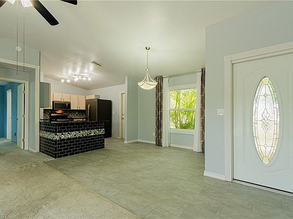 5th image of 603 NW 23rd Ter