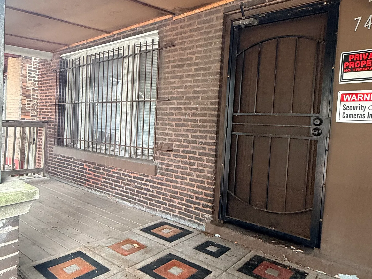3 bed, 818 sqft, $1,650 — Photo 2