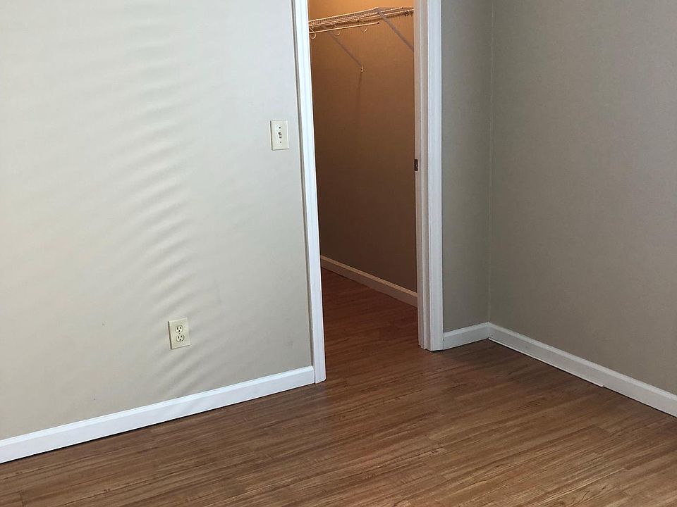1st image of 2289 Market Garden Ln