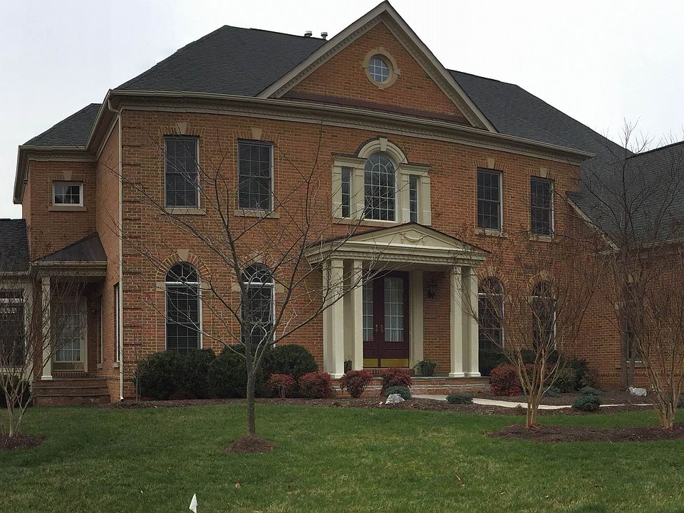 2nd image of 13099 Belle Cote Lane