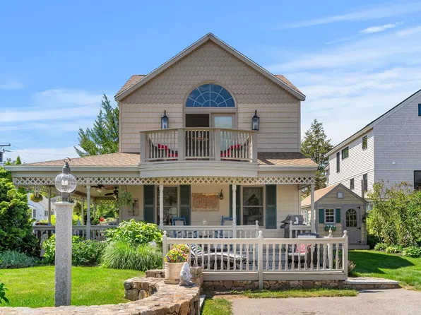 33 Wallis Rd, Rye, NH 03870