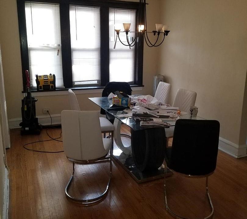 2nd image of 3847 W Cullom Ave