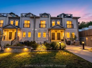 1030 Dunsley Way #6, Whitby, ON L1N 0L5