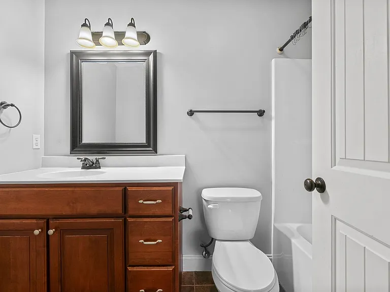 3471 Walden Dr — Photo 23