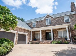 28 Meadow Vw, Victoria, TX 77904