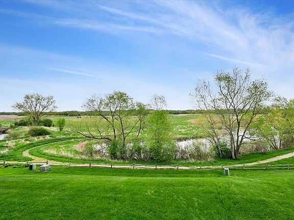 2nd image of 1816 Prairie Ridge Cir