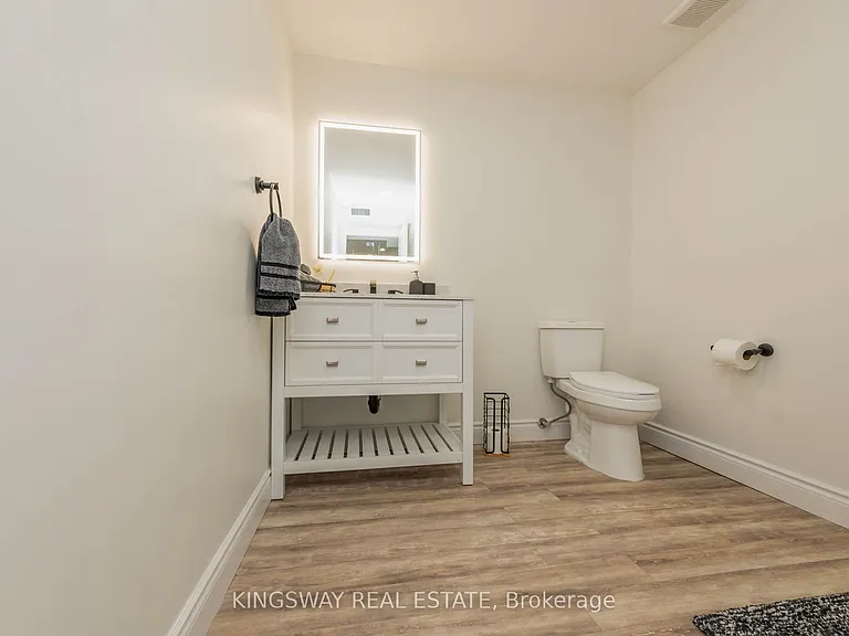 298 Forest Dr S — Photo 44
