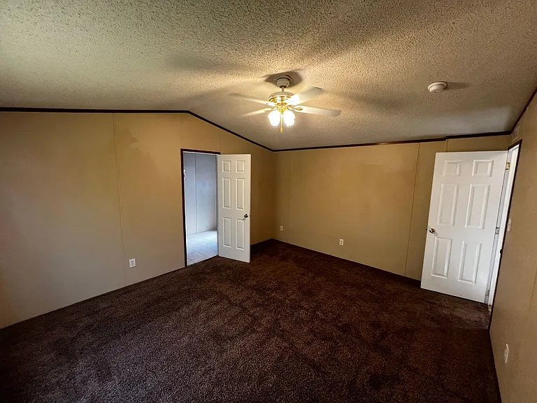 3900 Weston St — Photo 26