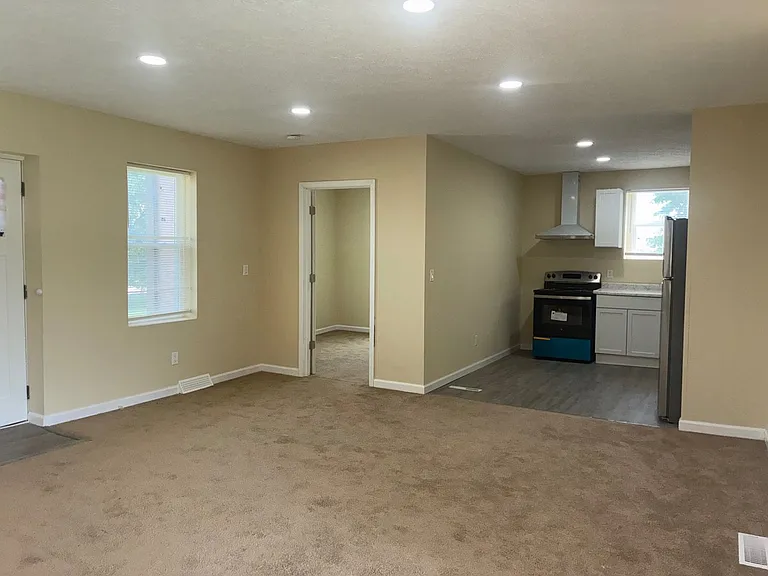 2400 Oberlin Ave — Photo 32