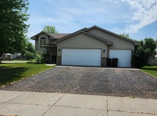 614 Sunset St, Buffalo, MN 55313