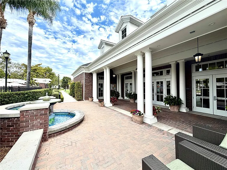 15205 Calverton Way — Photo 29