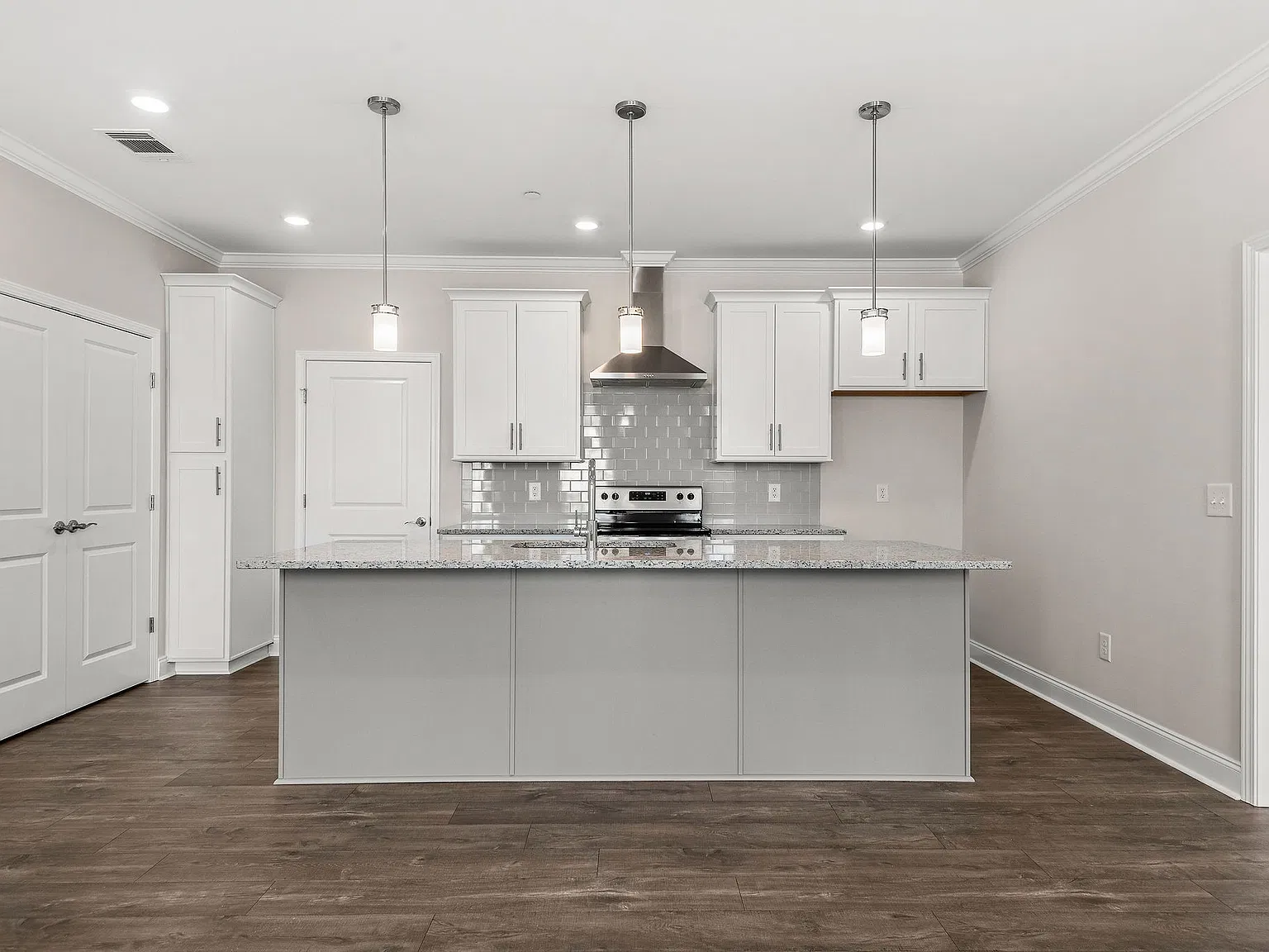 2 bed, 2.0 bath, 1156 sqft, $1,895 — Photo 4