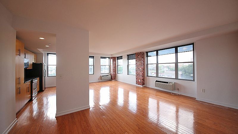 1st image of 149 Essex St APT 4U
