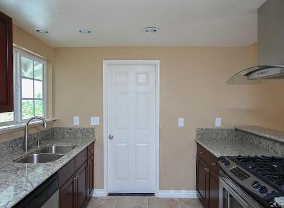 5th image of 16346 Canelones Dr