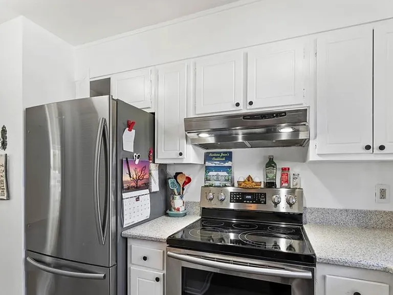 319 Greenville Hwy #402 — Photo 2