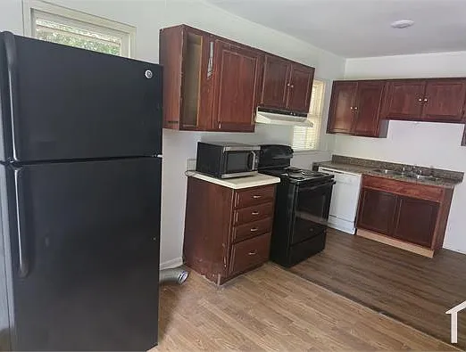 3 bed, 1169 sqft, $1,800 — Photo 3