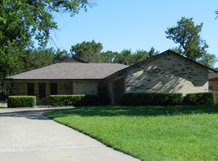 807 N Casa Grande Cir, Duncanville, TX 75116