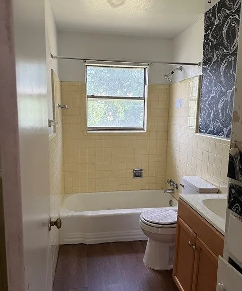 3200 June St — Photo 7