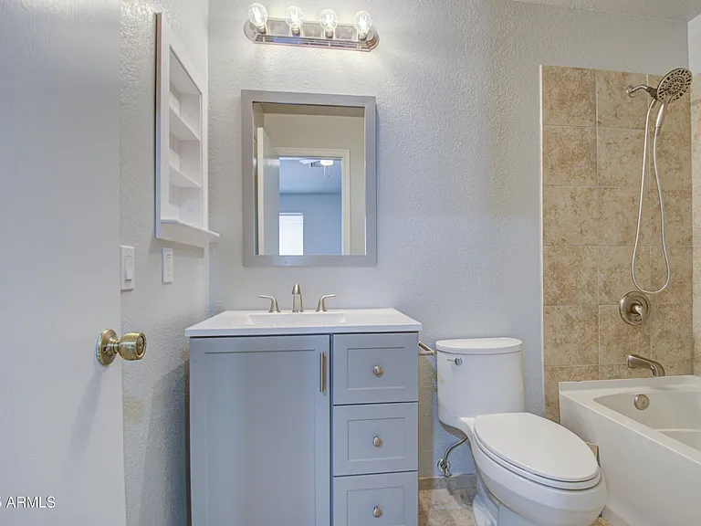 1600 N Saba St #169 — Photo 18