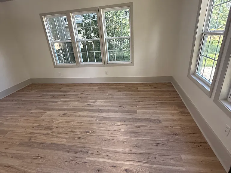 607 Arrowhead Dr #B — Photo 3