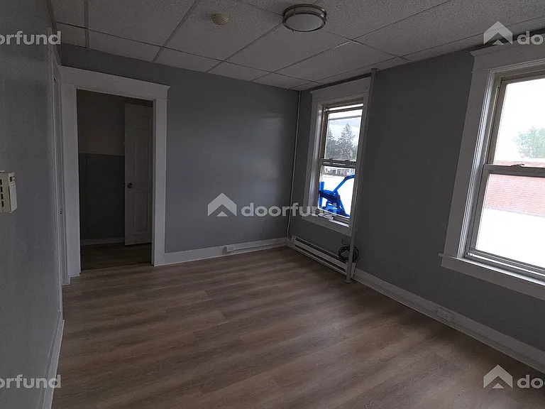 224 Main St #7 — Photo 2
